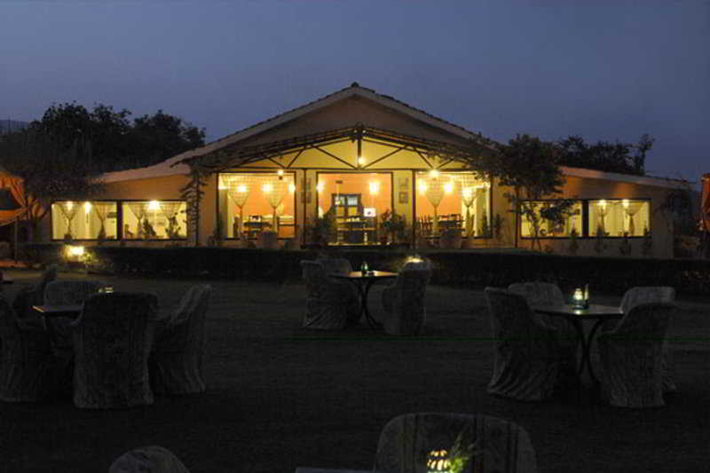 Regenta Resort Pushkar Fort Exterior photo