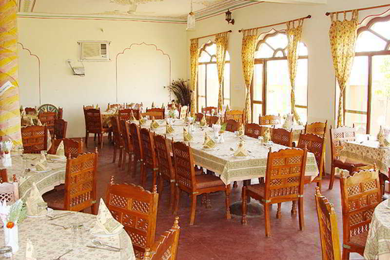 Regenta Resort Pushkar Fort Exterior photo