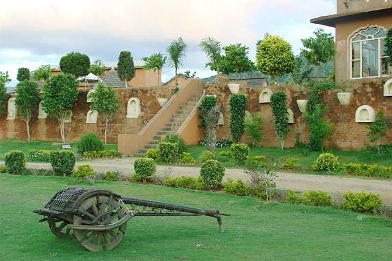 Regenta Resort Pushkar Fort Exterior photo